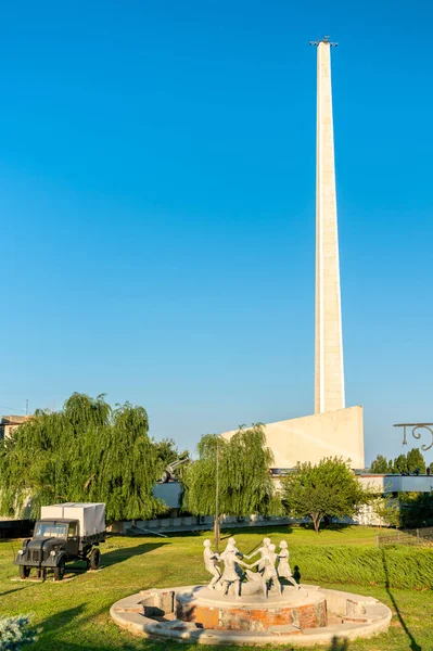 Barmaley Fountain and Memorial Bayonet at the The Battle of Stalingrad Museum in Volgograd, Russia — Stock Photo, Image