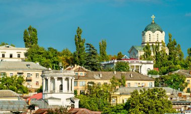 Sivastopol ile St. Vladimir Katedrali manzarası. Kırım yarımadası
