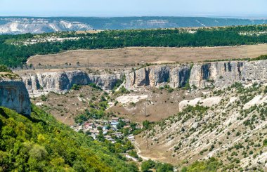Biyuk-Ashlama-Dere gorge Bahçesaray, Crimea içinde