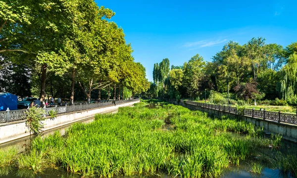 Salgirelva i Simferopol, Krim – stockfoto