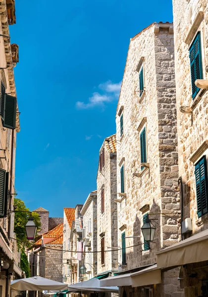 Traditionelle bygninger i den gamle bydel Dubrovnik, Kroatien - Stock-foto