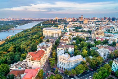 Kiev, Ukrayna'nın tarihi merkezinin havadan görünümü