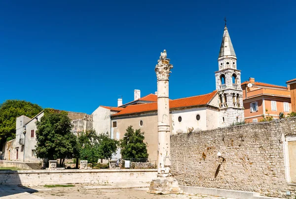 De pijler van schaamte, een Romeinse kolom in Zadar, Kroatië — Stockfoto