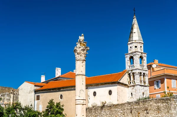 O Pilar da Vergonha, uma coluna romana em Zadar, Croácia — Fotografia de Stock