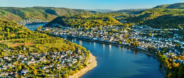 Letecký pohled na Filsen a Boppard měst s Rýn v Německu — Stock fotografie