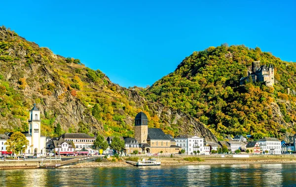 Château de Katz au-dessus de la ville de Sankt Goarshausen dans les gorges du Rhin, Allemagne — Photo