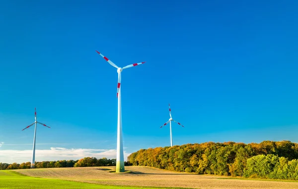 Turbinas eólicas en Renania-Palatinado, Alemania — Foto de Stock