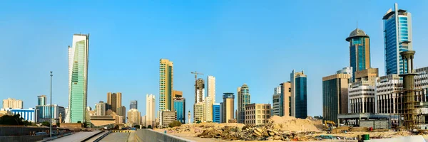 İçinde Downtown Kuwait City modern gökdelenler — Stok fotoğraf