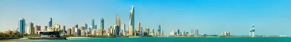 Panorama de la ciudad de Kuwait en el Golfo Pérsico —  Fotos de Stock