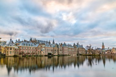 Binnenhof Palace Hofvijver göle Lahey, Hollanda