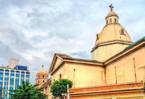 Iglesia de Santa Cruz en Manila, Filipinas — Foto de Stock