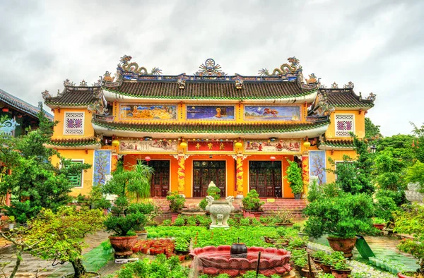 Chua Phap Bao, um templo budista em Hoi An, Vietnã — Fotografia de Stock