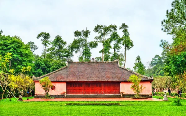 Thien Mu Pagoda in Hue, Vietnam — Stock Photo, Image