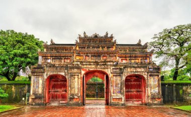 Hue, Vietnam 'daki Imperial City 'de antik kapı