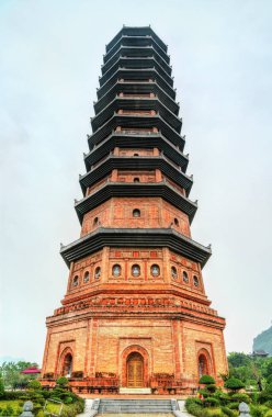 Bai Dinh pagoda, Vietnam'daki en büyük Budist tapınak kompleksi