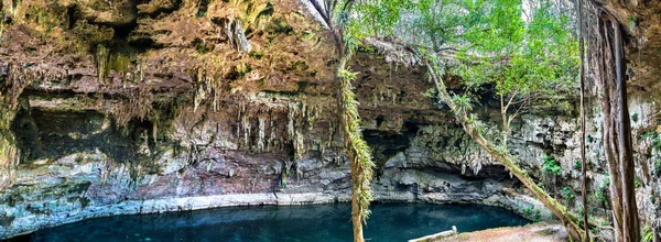 Cenote Suytun in Guanajuato, México —  Fotos de Stock