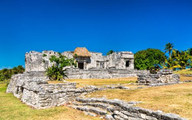 Meksika'da Tulum antik Maya kalıntıları