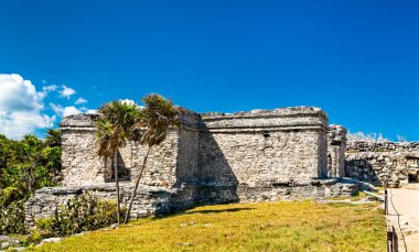 Meksika'da Tulum antik Maya kalıntıları