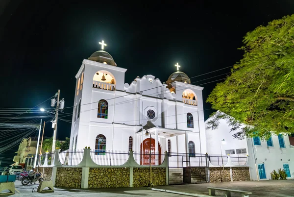 Nuestra Igreja Senora de Los Remedios em Flores, Guatemala — Fotografia de Stock