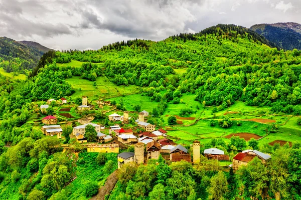 Nakipari dorp in Upper Svaneti, Georgia — Stockfoto