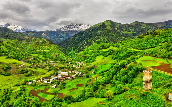 Nakipari dorp in Upper Svaneti, Georgia — Stockfoto