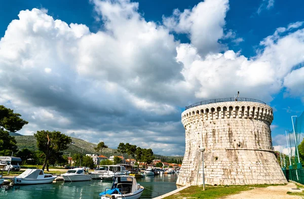 Saint Mark tårn i Trogir, Kroatien - Stock-foto