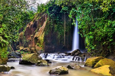 Sumampan Şelalesi, Bali, Endonezya