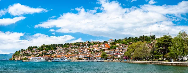 Ohrid Town e Ohrid Lake na Macedônia do Norte — Fotografia de Stock