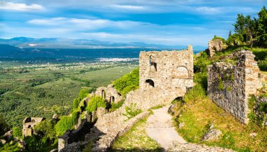 Yunanistan 'daki ortaçağ Bizans harabeleri güçlendirilmiş Mystras kasabası