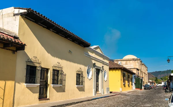 Maisons traditionnelles en Antigua Guatemala — Photo