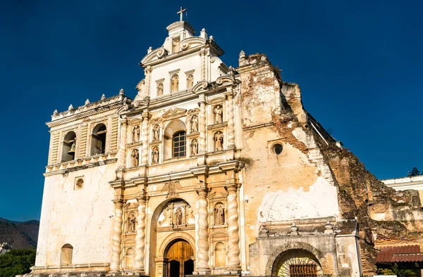 Igreja de São Francisco em Antigua Guatemala — Fotografia de Stock