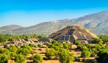 Meksika 'daki Teotihuacan' da Ay Piramidi