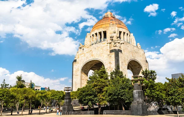 Monumento a la Revolución en la Ciudad de México — Foto de Stock