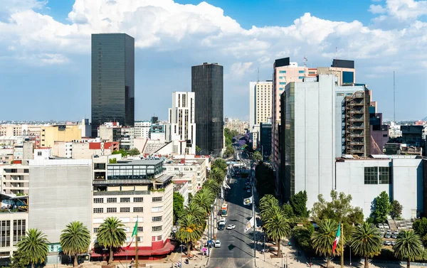 Skyline of the business district of Mexico City — Stockfoto