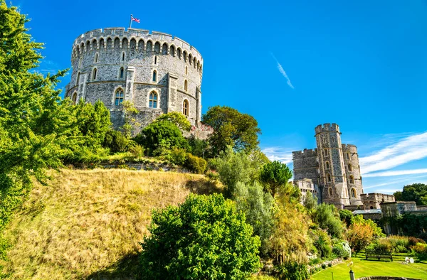 Круглая башня Виндзорского замка в Англии — стоковое фото