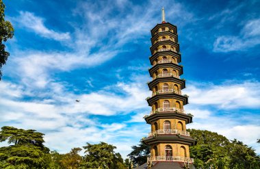 Londra 'daki Kew Gardens' taki Büyük Pagoda