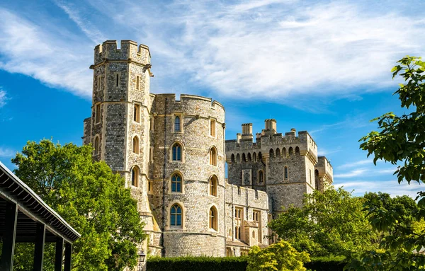 Башня короля Эдуарда III в Виндзорском замке в Англии — стоковое фото
