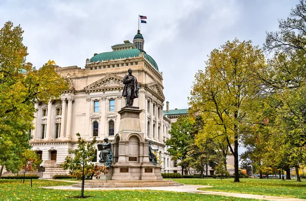 Thomas A. Hendricks Monument at Indiana Statehouse in Indianapolis — Stock Photo, Image