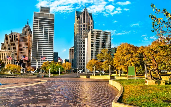Downtown Detroit from Hart Plaza. USA — Stock Photo, Image