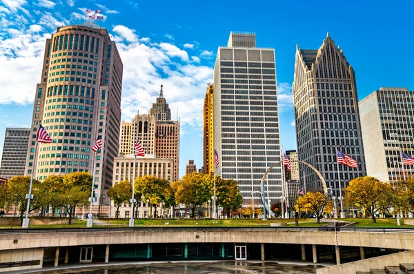 Centrala Detroit från Hart Plaza. Förenta staterna — Stockfoto