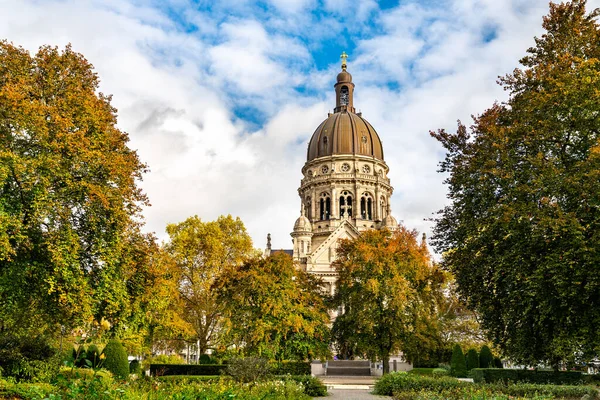 Christuskirche, egy protestáns templom Mainzban, Németországban — Stock Fotó