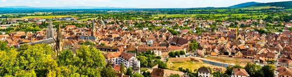 Vista de Obernai, una ciudad en Bas-Rhin, Francia —  Fotos de Stock