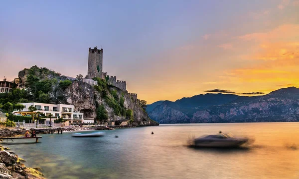 Hrad Scaliger v Malcesine u jezera Garda, Itálie — Stock fotografie