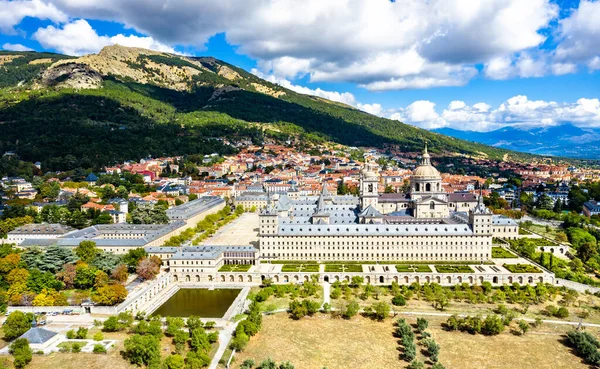 Royal Monastery of San Lorenzo de El Escorial near Madrid, Spain — Stock Photo, Image