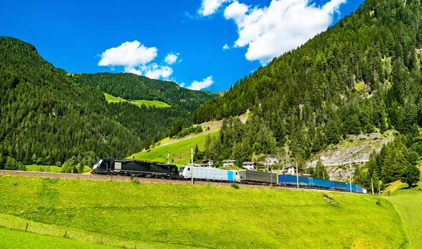 Freight train at the Brenner Railway in Austria — Stock Photo, Image