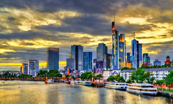 Skyline of Frankfurt am Main in Germany at sunset — стокове фото