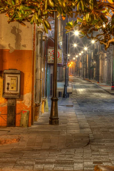 Cena Rua Amanhecer Com Cabine Telefônica Antiga San Luis Potosi — Fotografia de Stock