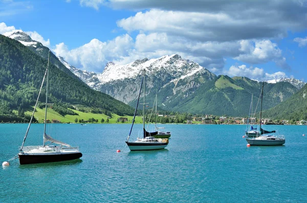 Lago Achensee Com Vista Para Aldeia Pertisau Tirol Áustria — Fotografia de Stock