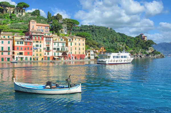 Famoso Pueblo Idílico Portofino Riviera Italiana Mar Mediterráneo Liguria Italia —  Fotos de Stock