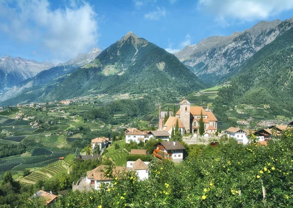 Desa Indah Schenna Tirol Selatan Dekat Merano Trentino Dolomites Italia — Stok Foto